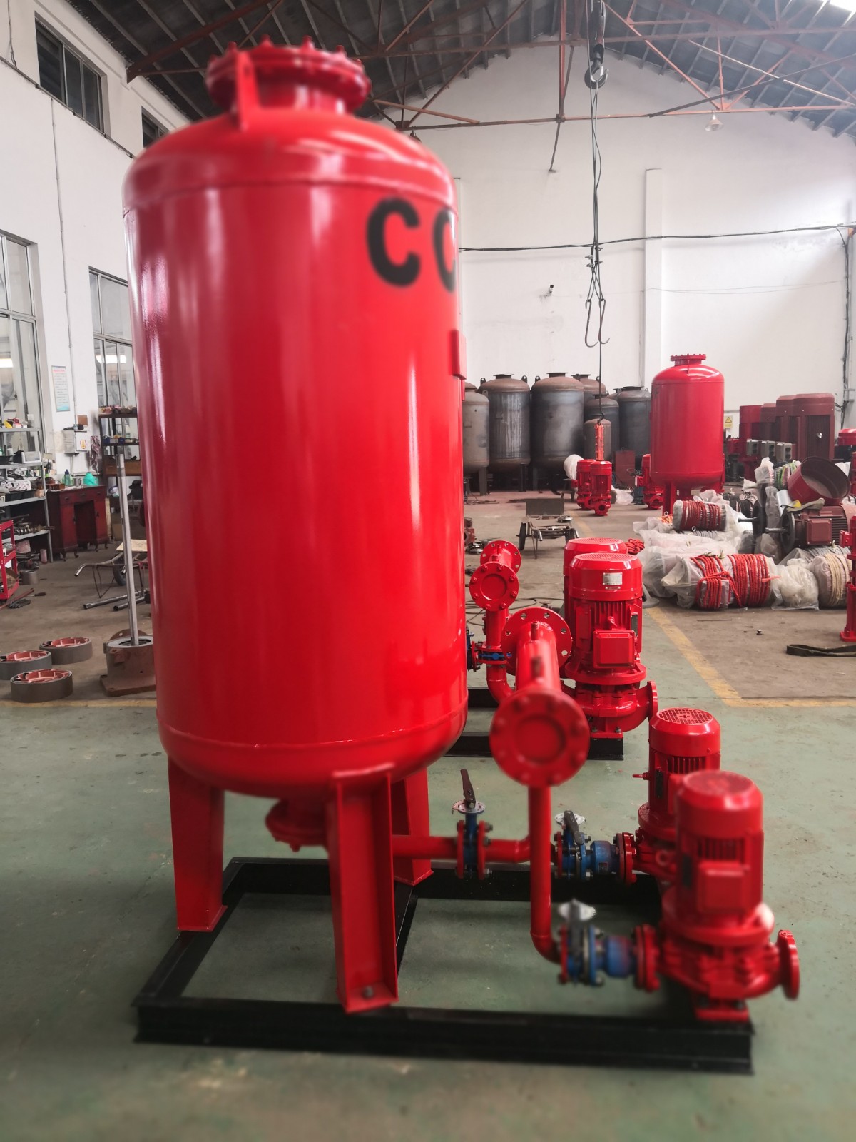 信誉厂家直销供应优质 气压罐 消防增压稳压供水设备