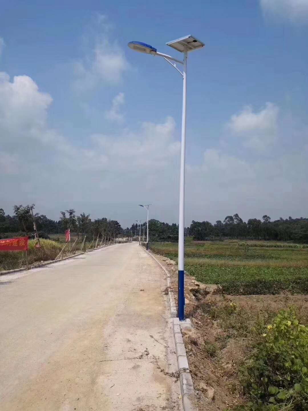 农村30w路灯照明路灯太阳能金豆灯家用路灯