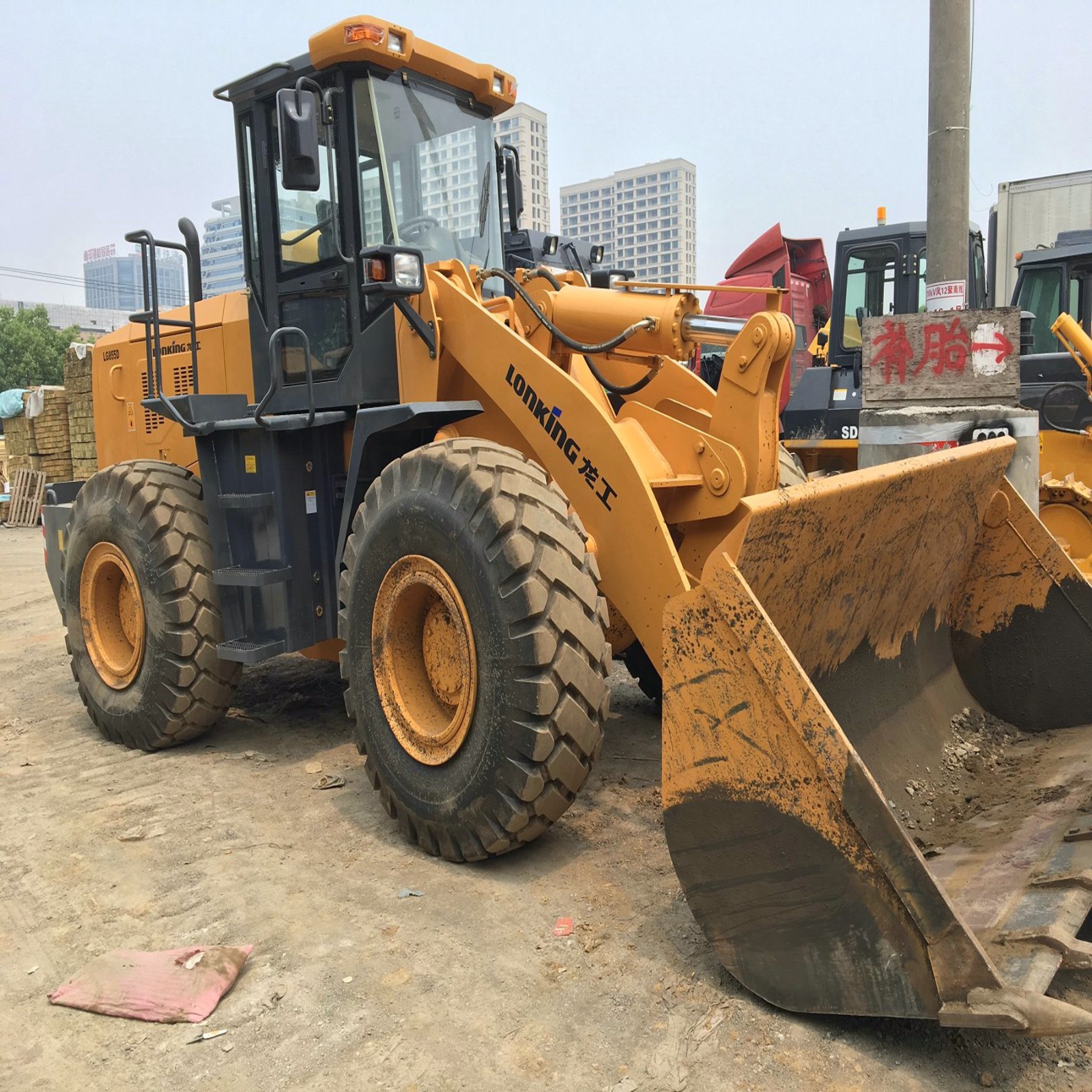 二手5吨装载机二手50装载机转让