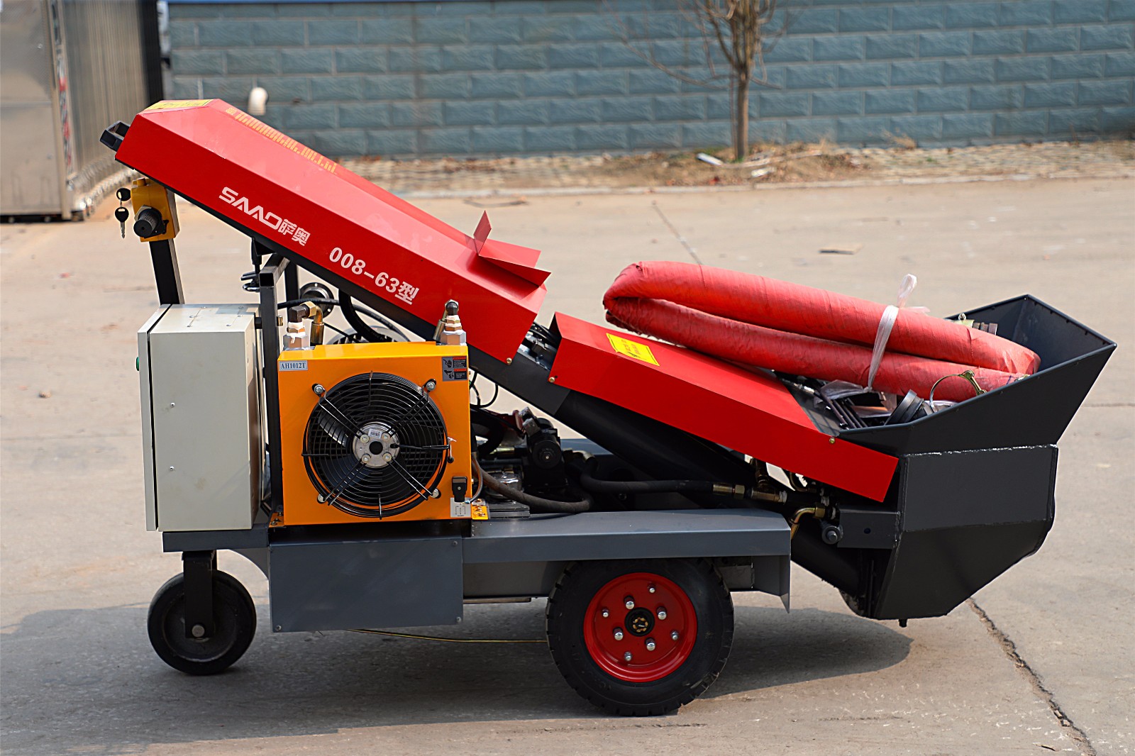 二次结构混凝土输送泵选萨奥工程建筑机械