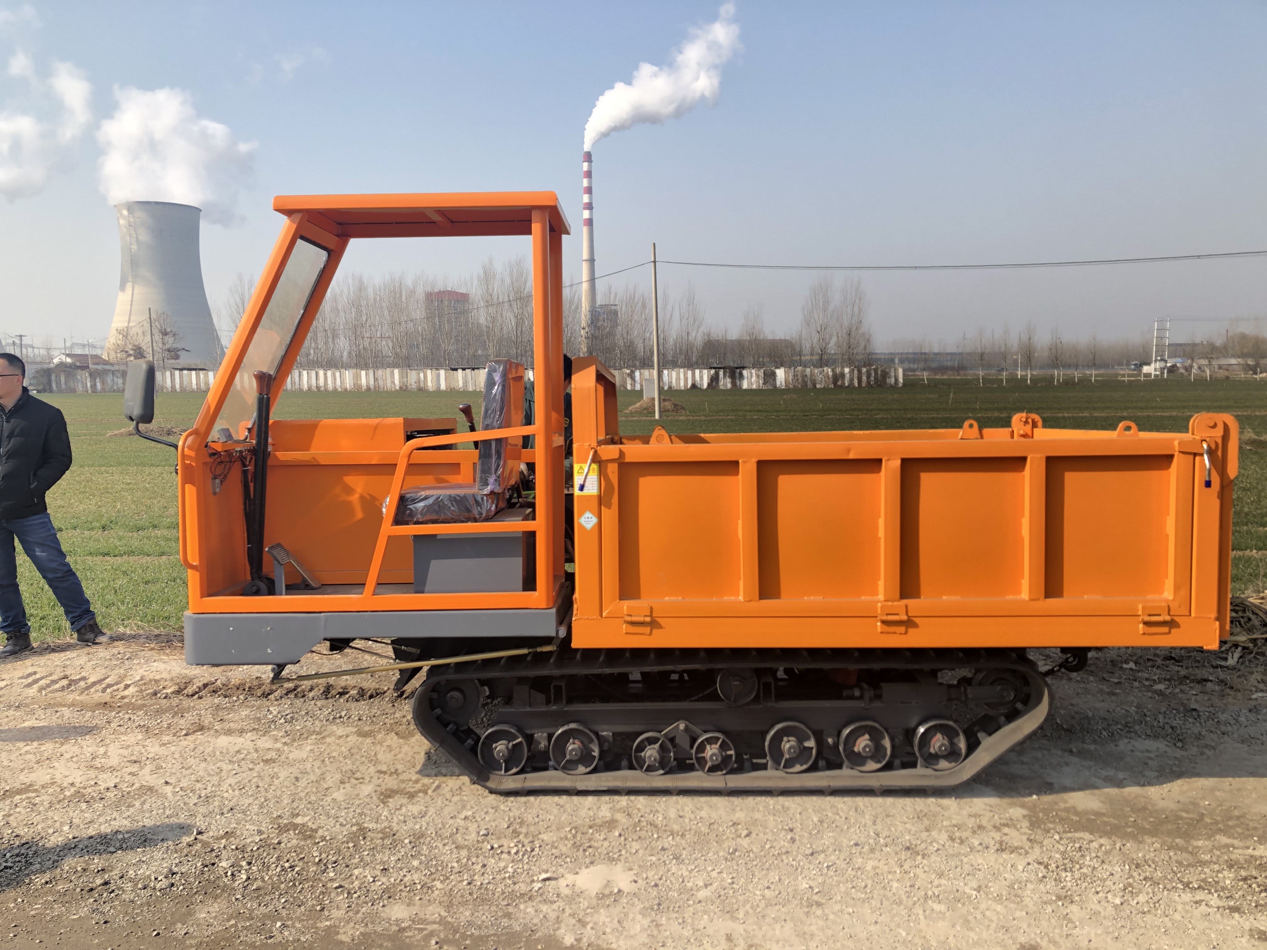 5吨履带运输车多少钱 橡胶履带运输车