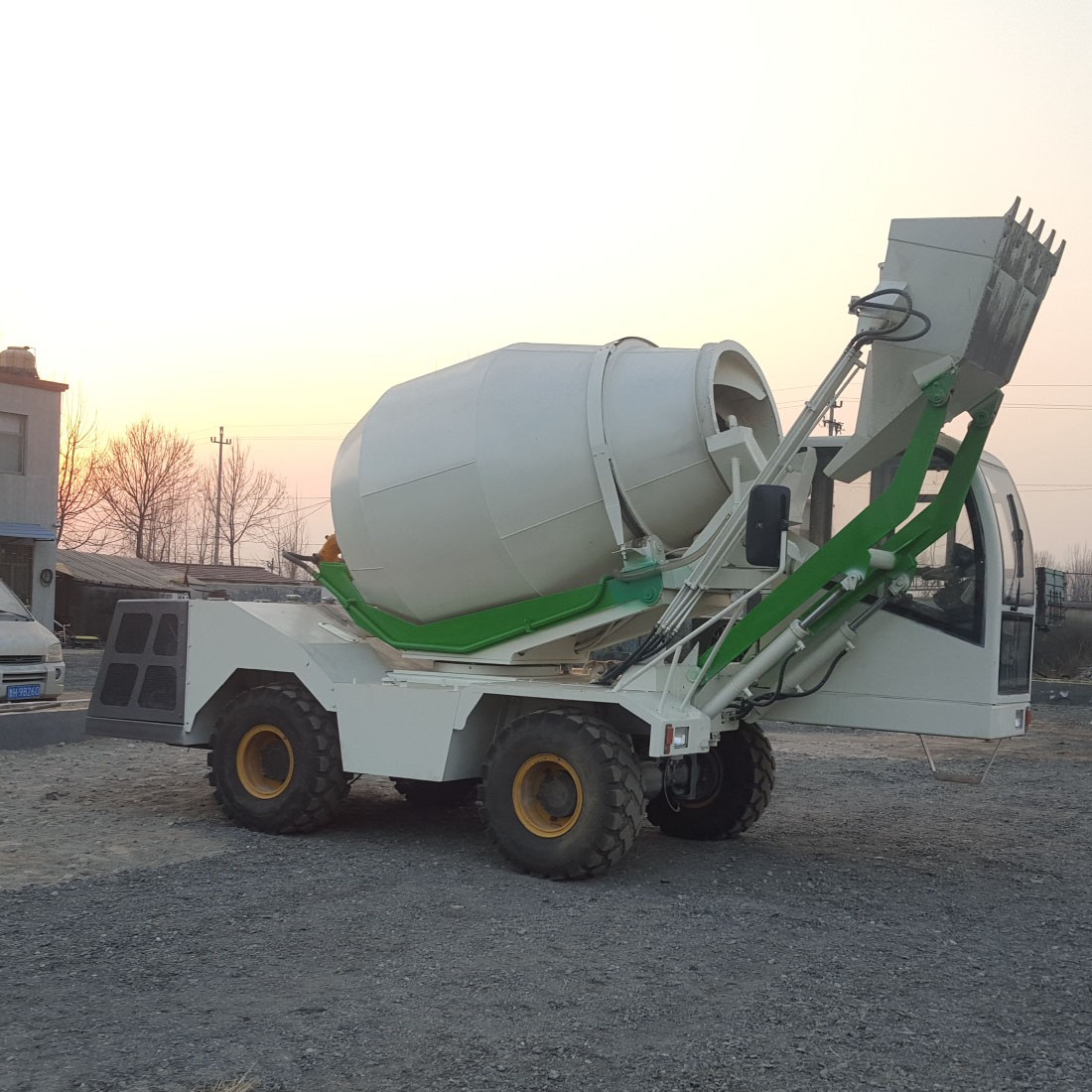 大型工地用混凝土运输车 搅拌罐车 自上料搅拌车