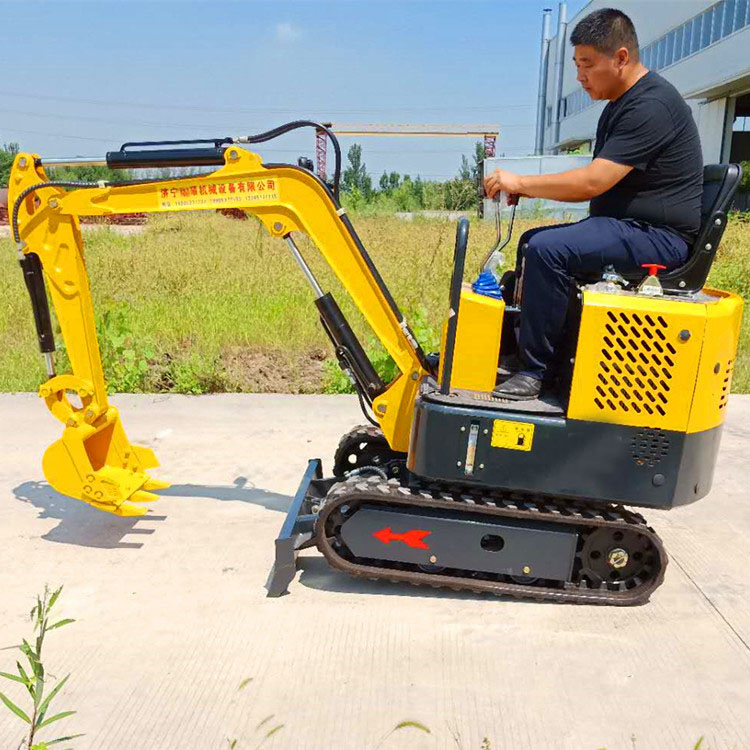 1.8吨小型履带式挖掘机 小型工程专用挖掘机