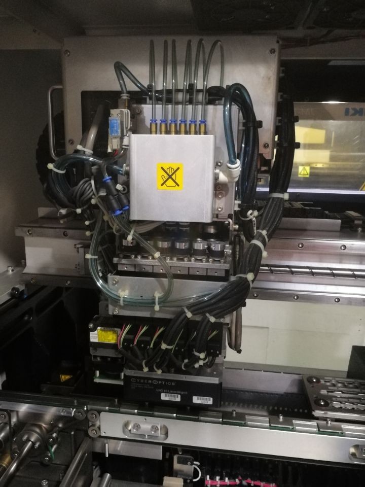 廠家直銷異形插件機,自動異形插件機,多功能異形插件