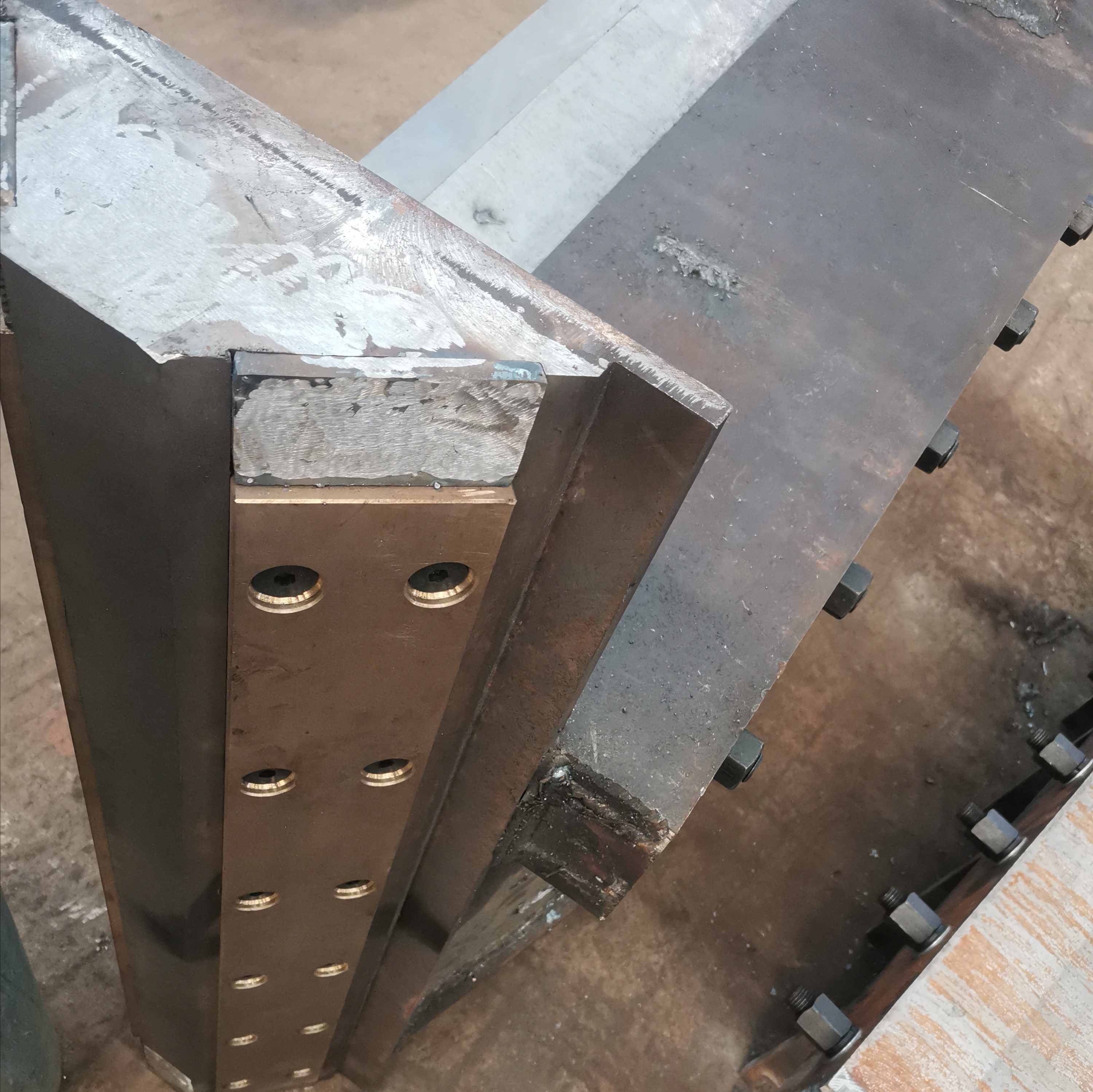 1500t江山重工液压龙门剪