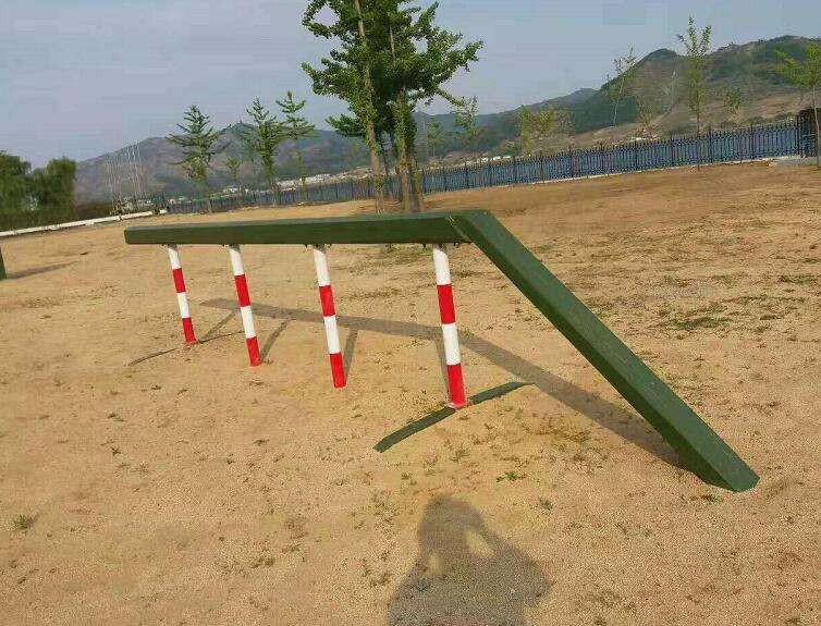 400米障碍器材高板跳台价格