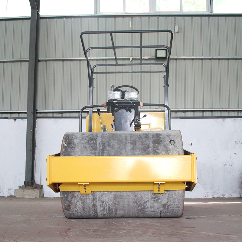 5吨 小型回填压路机 生产压路机振动碾压土机