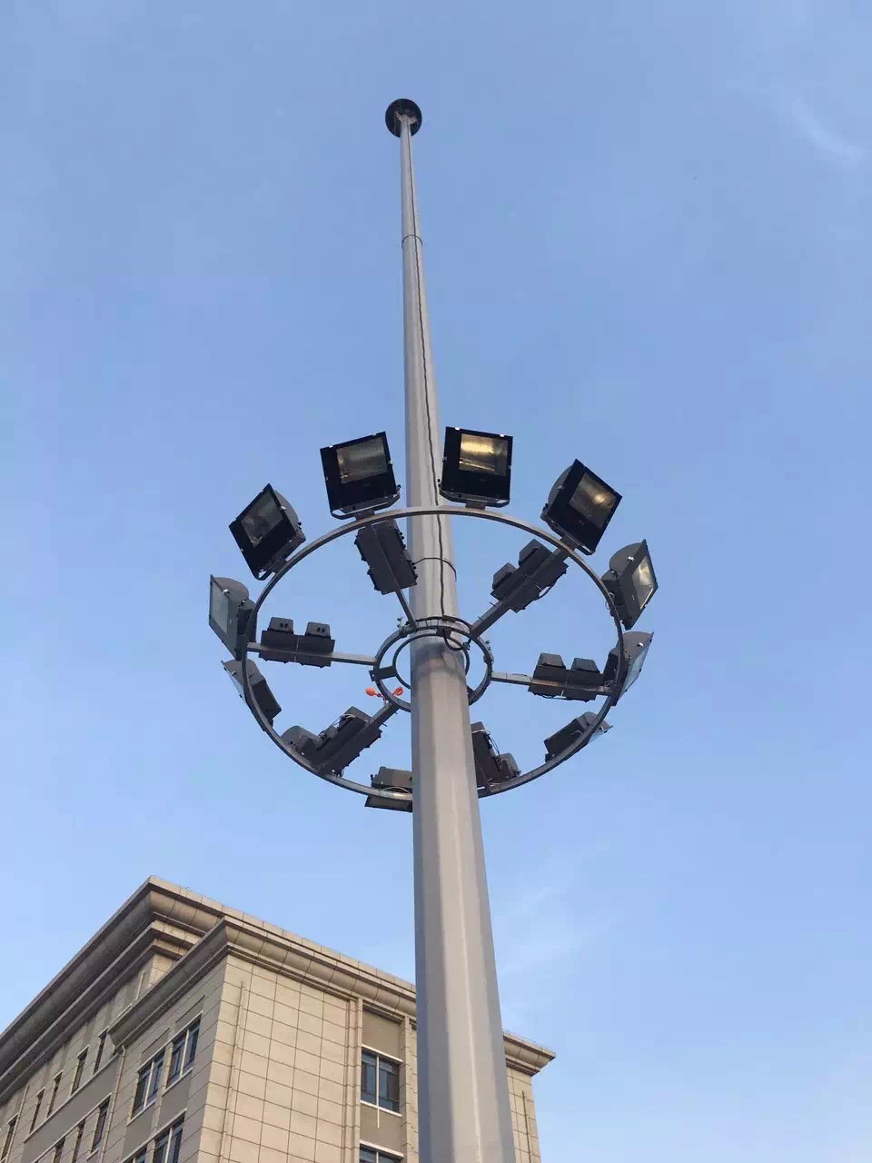 高杆灯球场灯厂家 20米高杆灯 高杆灯厂家