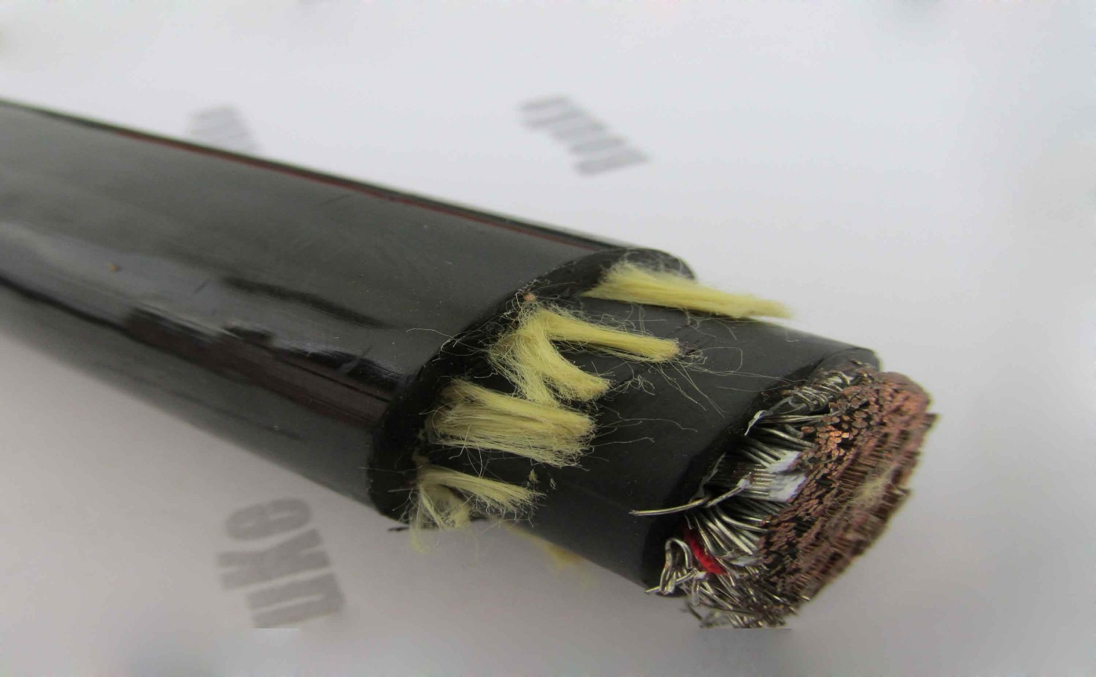 欧标户外电缆 h05rn-f 300/500v耐温60℃ 乙丙橡胶绝缘氯丁橡胶护套