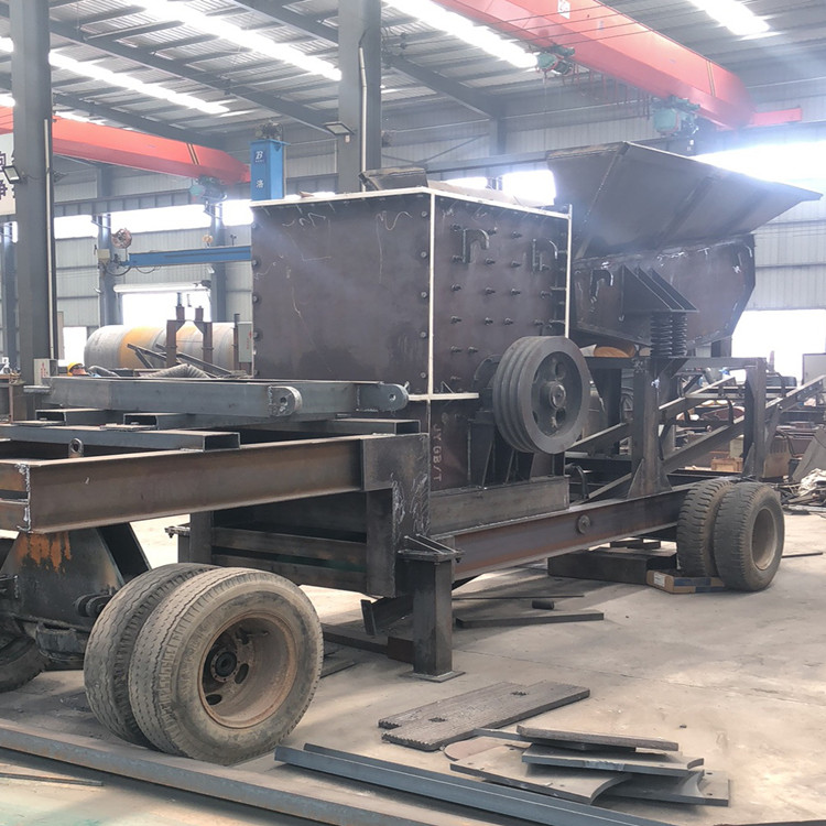 新型一体式移动式破碎机建筑垃圾破碎机图片移动破碎站厂家