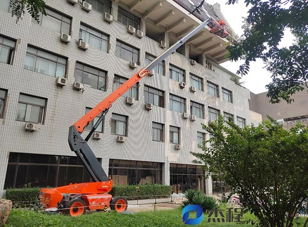 鼎力新款bt30rt高空车租赁,韶关30米高空作业车出租,直臂式高空车租赁