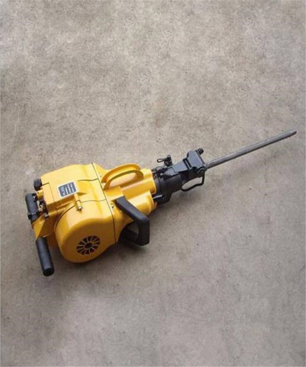 燃凿岩机具有凿孔,劈裂,破碎,捣实,铲凿等功能,在岩石上凿孔,可垂直