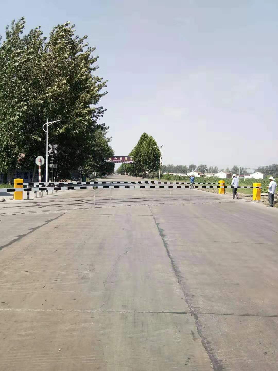 道闸拦车杆 八角道闸直杆 停车场栅栏杆 栏目机