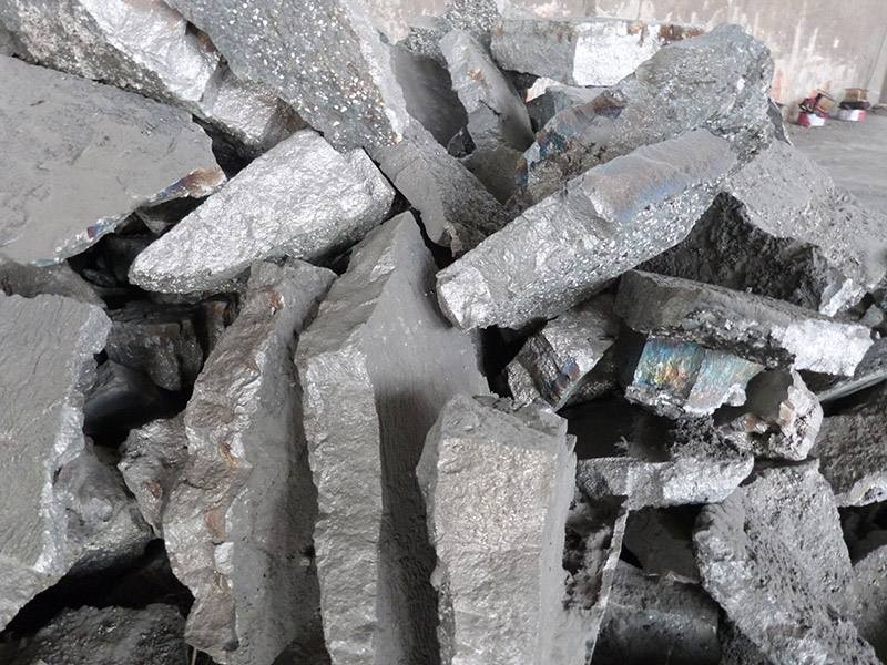 厂家供应铁合金 中碳铬铁 高碳铬铁 低碳铬铁 微碳铬铁价格优惠