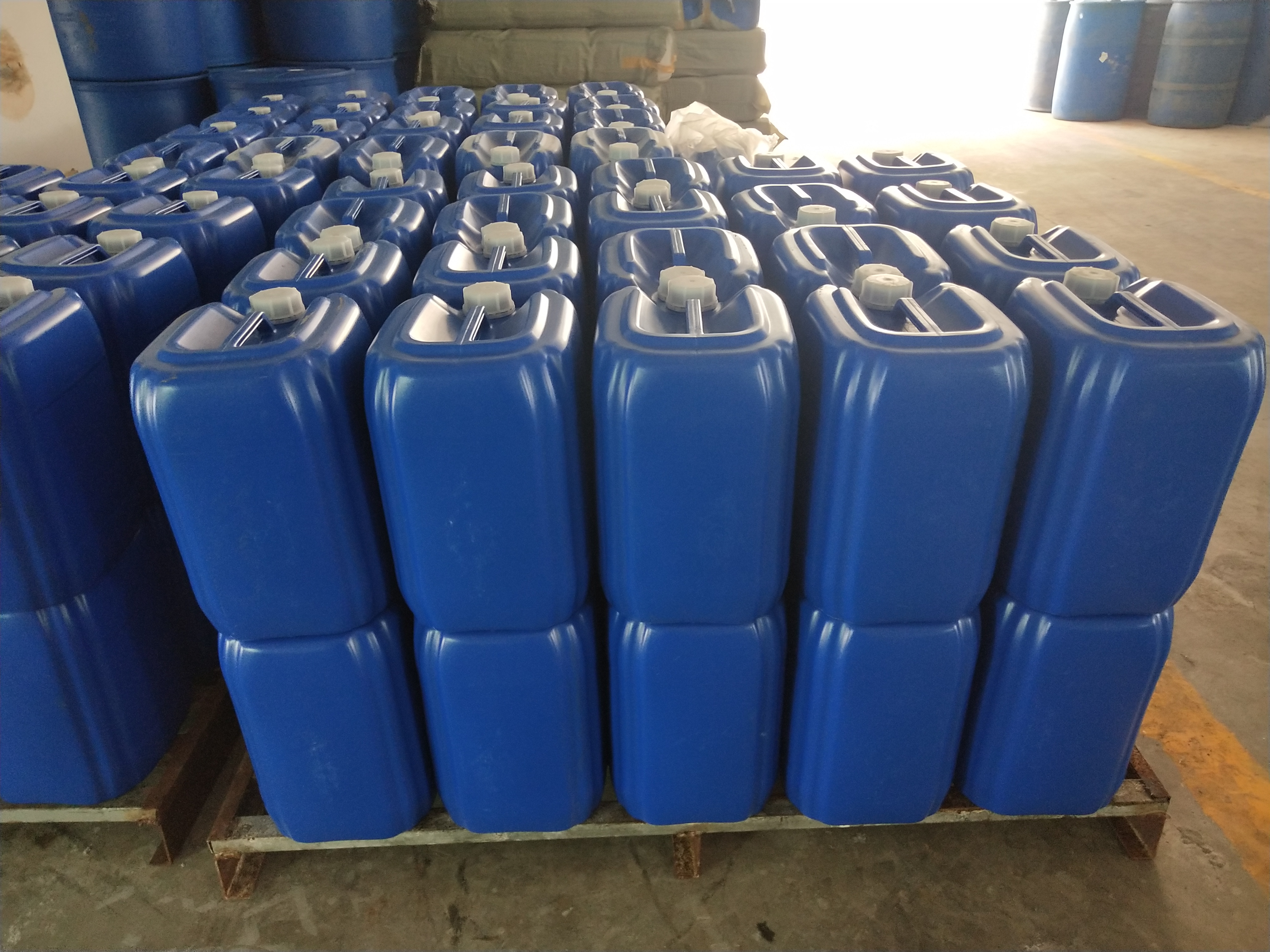 卡松 洗洁精防腐剂 涂料胶水 专用防腐剂卡松 甲基异噻咪唑酮 杀菌灭