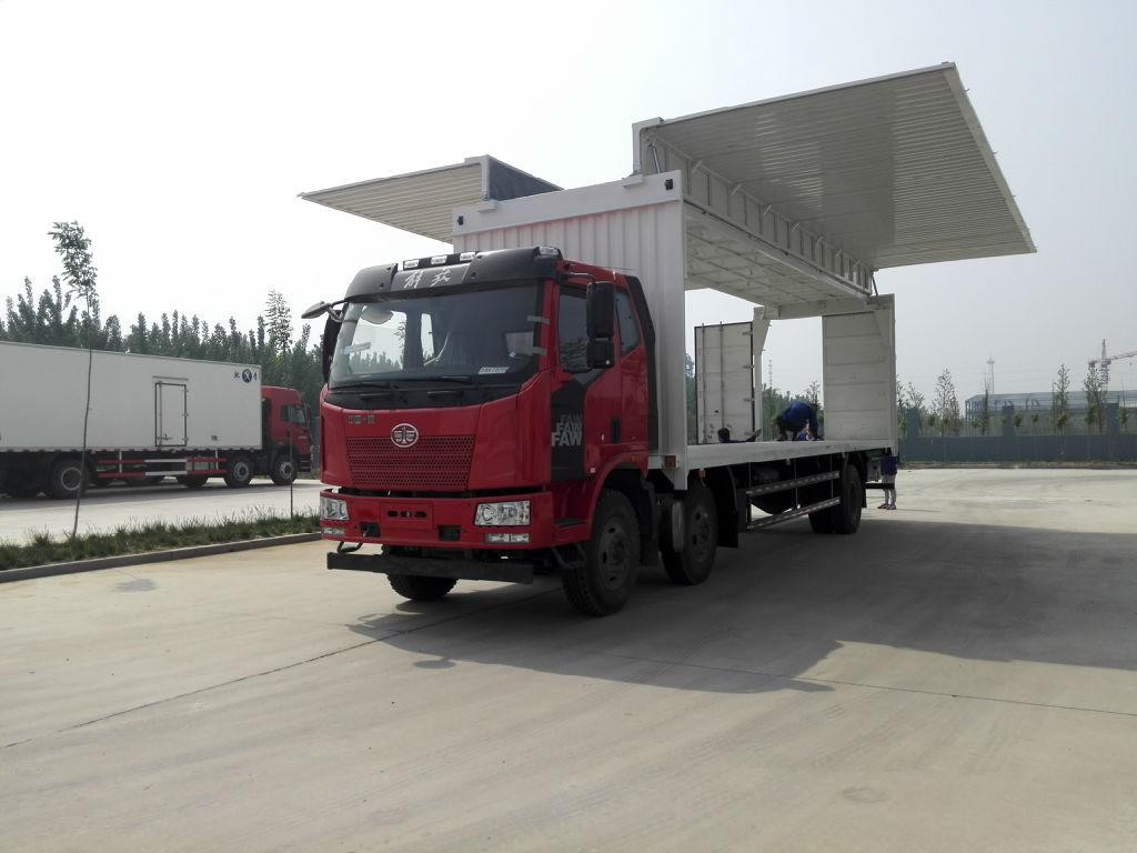 9米6前四后四飞翼货车 国五前四后四9.6米飞翼