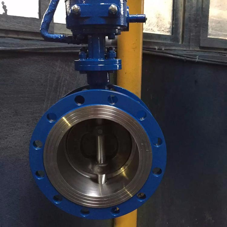 多层次铸钢硬密封蝶阀_wcb三偏心法兰蝶阀_东光阀门阀座密封面堆焊