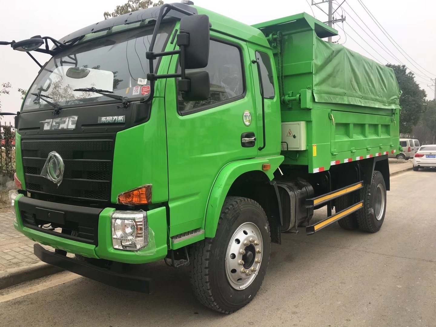 小型渣土車多少錢 新型環保渣土車價格 東風環保藍牌渣土車