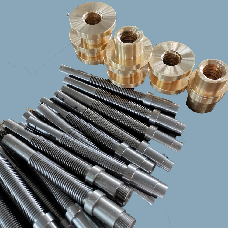 光洋股份：公司首要聚集机器人关节模组和感应模组范畴包含各类规范轴承、穿插滚子轴承、行星齿轮、滚珠丝杠、行星滚柱丝杠及电路板产品是机器人的要害组成部分