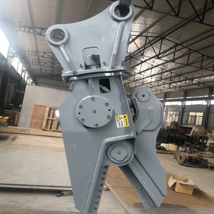 挖掘机液压剪 挖掘机鹰嘴剪厂家 挖掘机废铁液压剪 工地现场