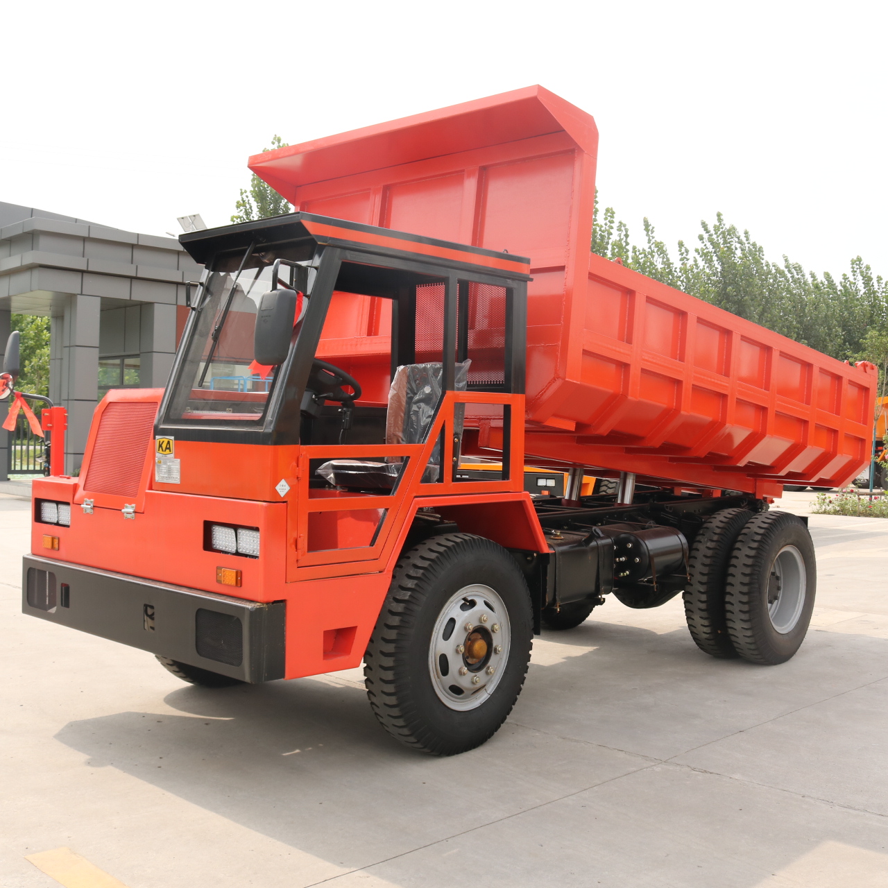 厂家直营矿用井下自卸车 矿山出渣车带安标 载重10吨井下运矿车