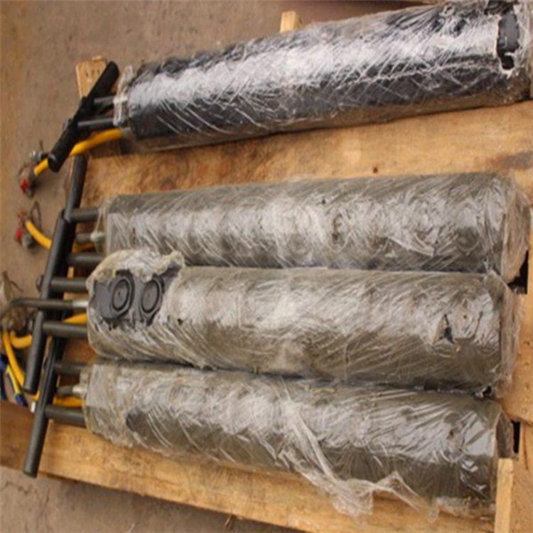 150#手持式小型劈裂棒广西河池采石场开采柱式劈裂棒
